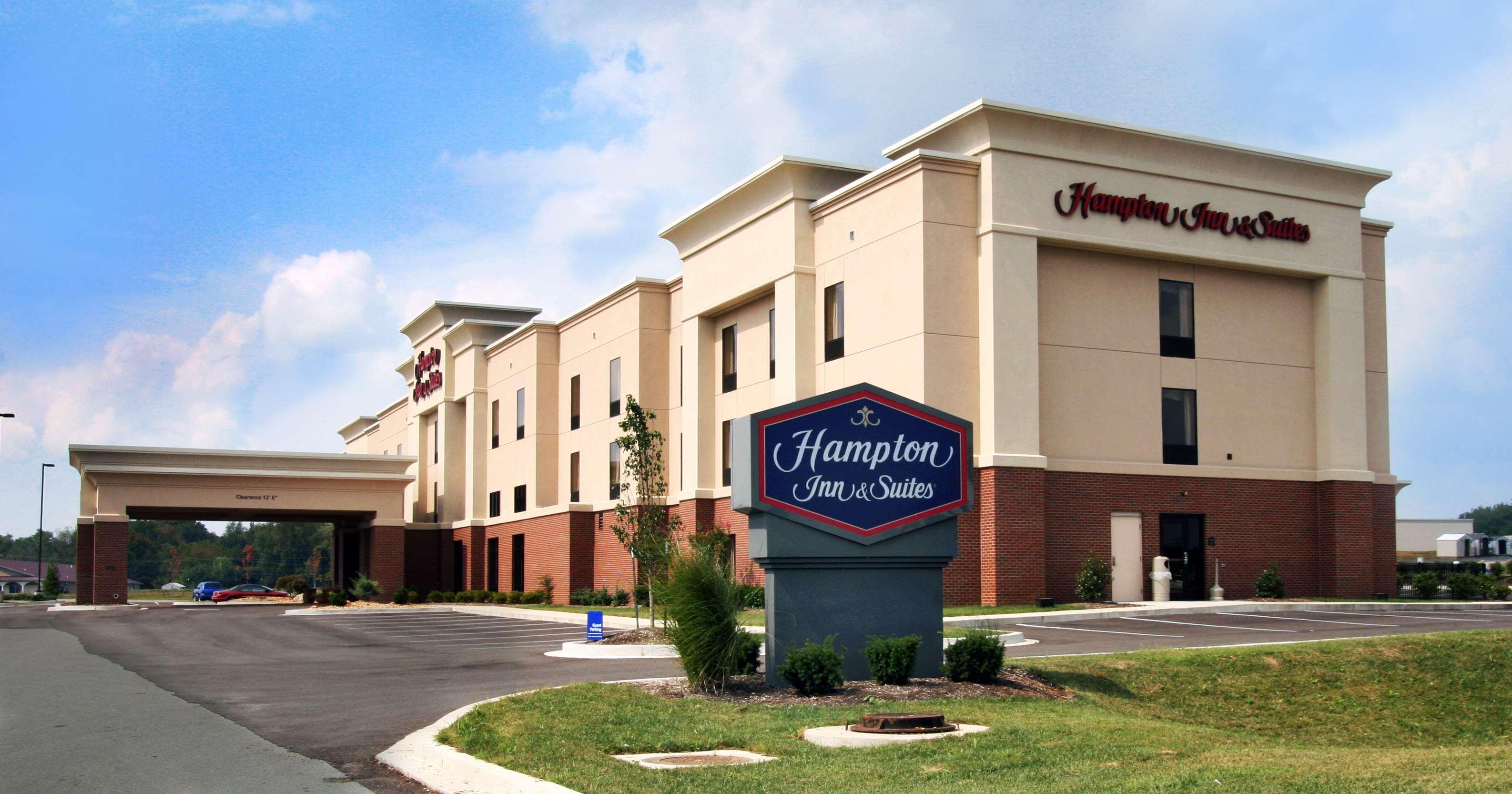 Hampton Inn & Suites Murray Exterior photo